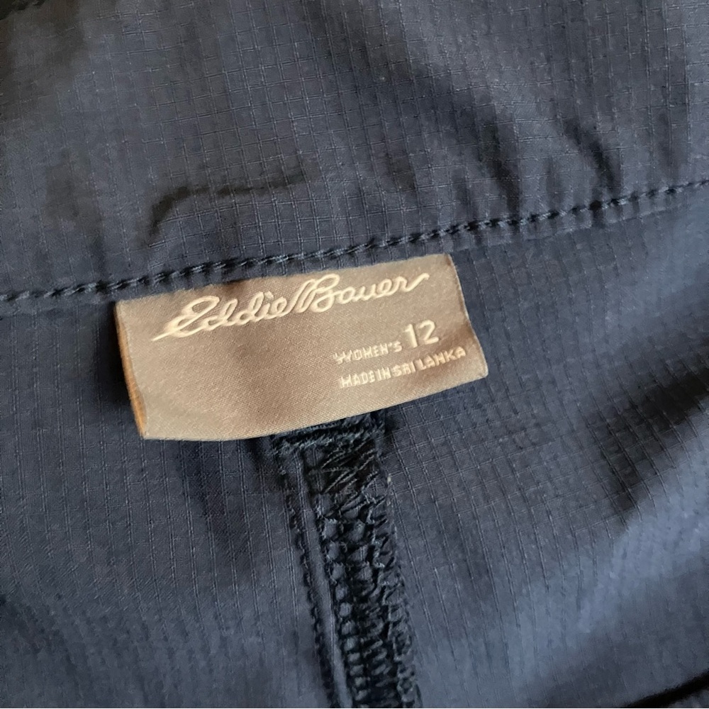 Eddie Bauer Women's Size 12 Blue Navy Ripstop Crop Pants With Pockets - Picture 13 of 14